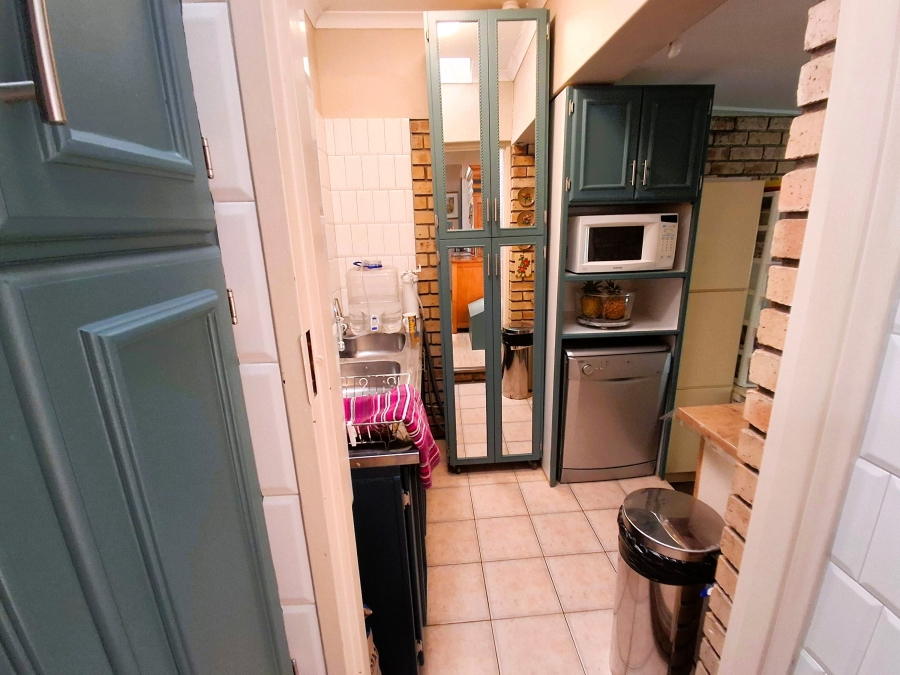 5 Bedroom Property for Sale in Doringkruin North West